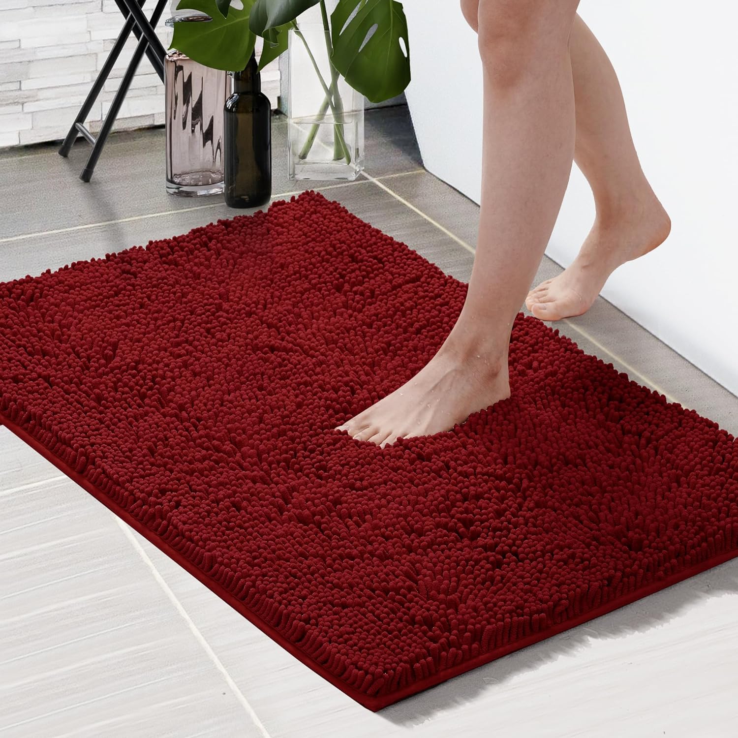 Luxurious Chenille Bath Rugs for Quick Drying and Absorbency
